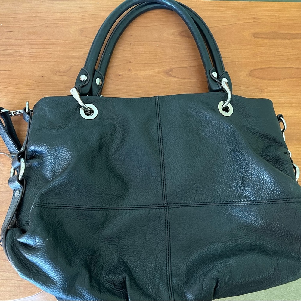 Tignangello black leather handbag
